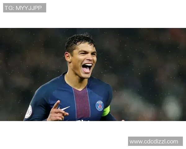 足球明星们的跳水热潮揭秘运动员跨界挑战新风尚 足球明星们的跳水热潮揭秘运动员跨界挑战新风尚